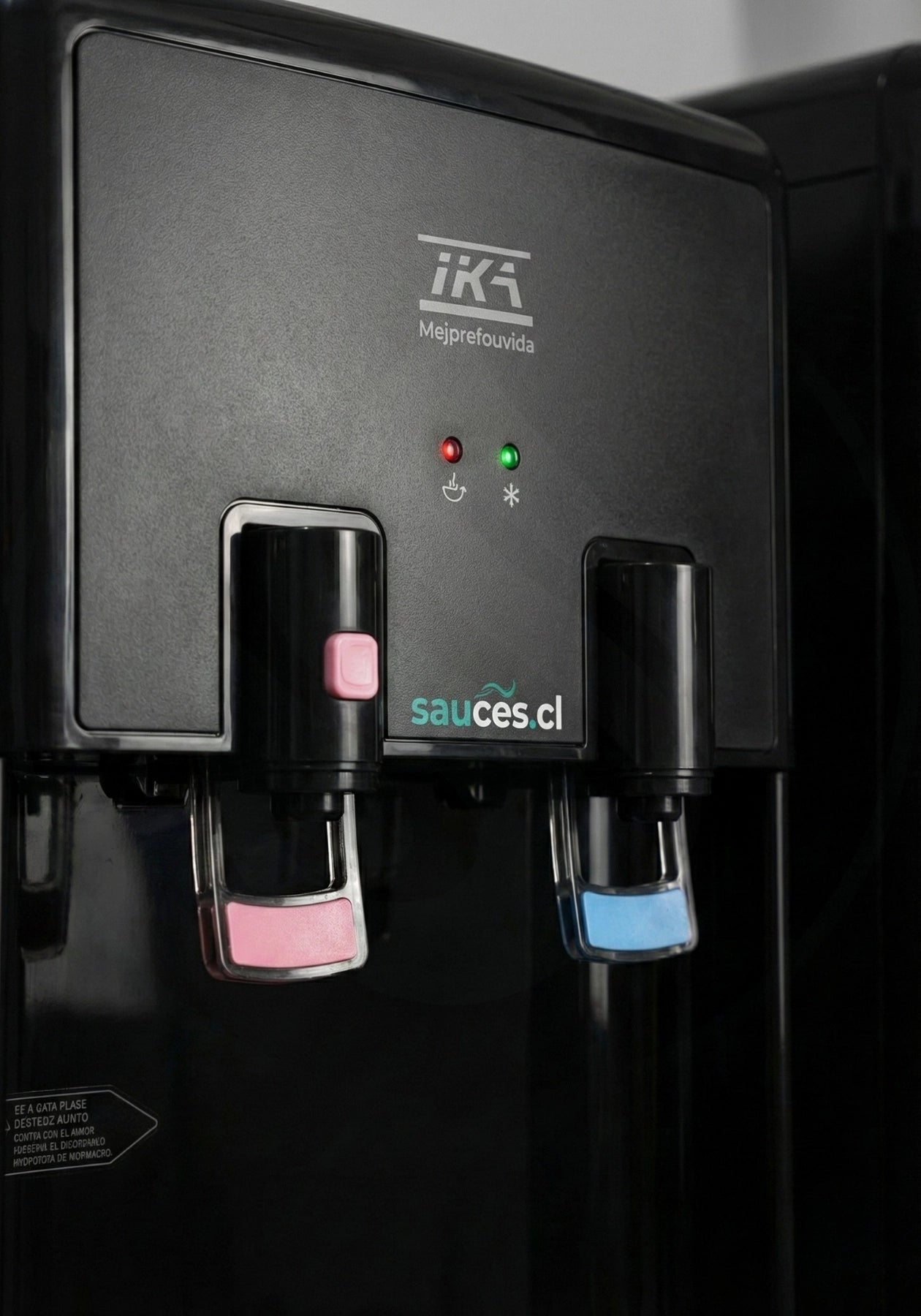 Dispensador de Agua Pedestal Frío/Calor Compresor IKA Negro Modelo CB-531B